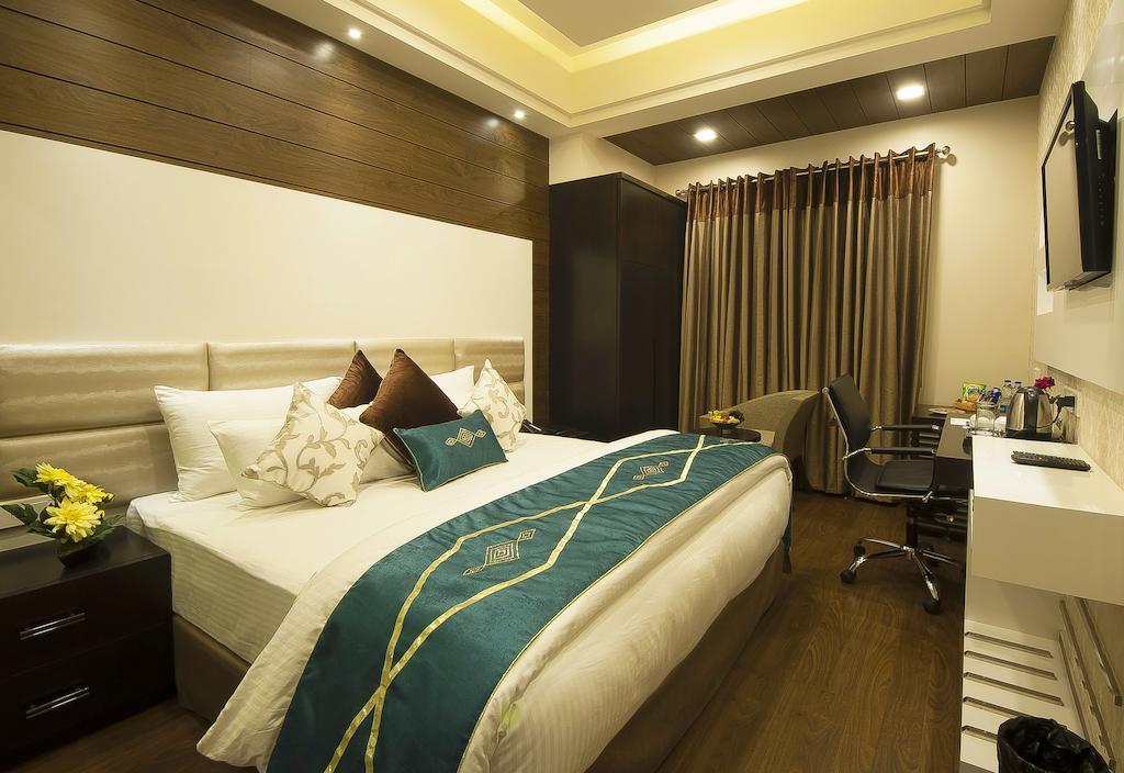 Hotel Taj Princess - Boutique Hotel Delhi Kültér fotó