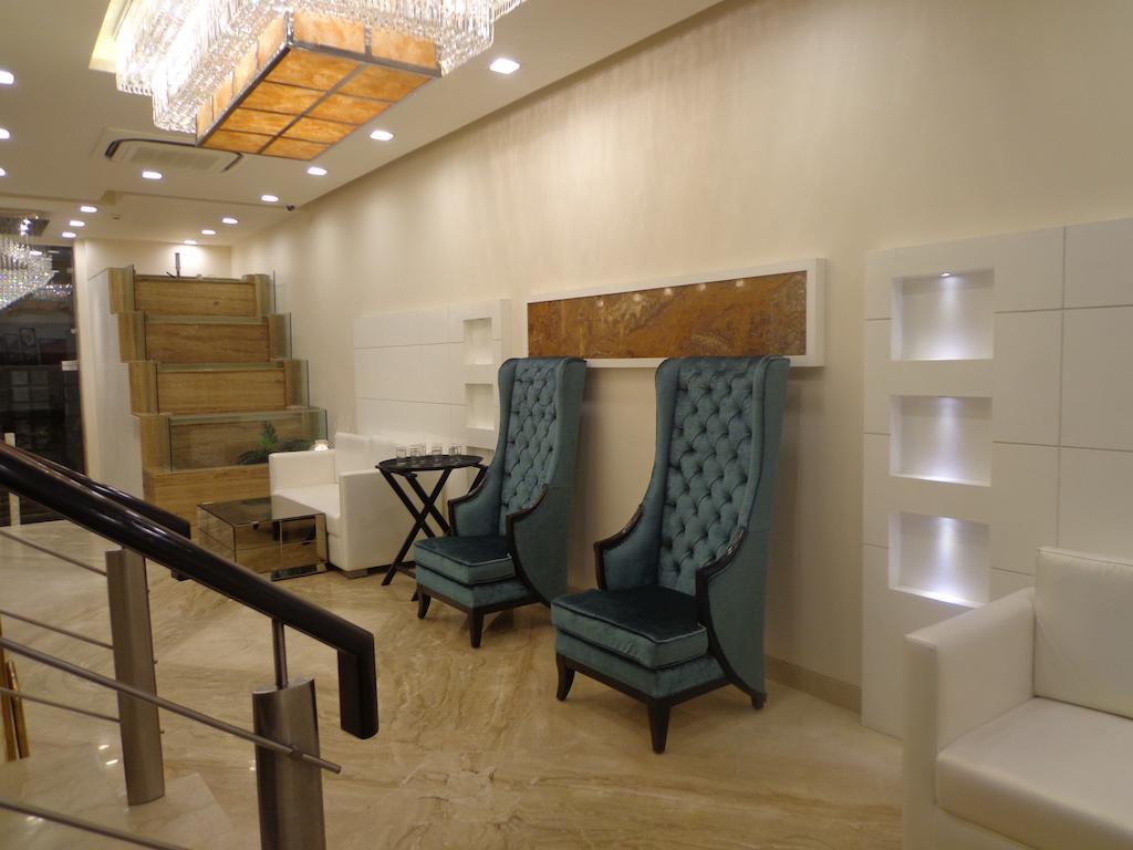 Hotel Taj Princess - Boutique Hotel Delhi Kültér fotó