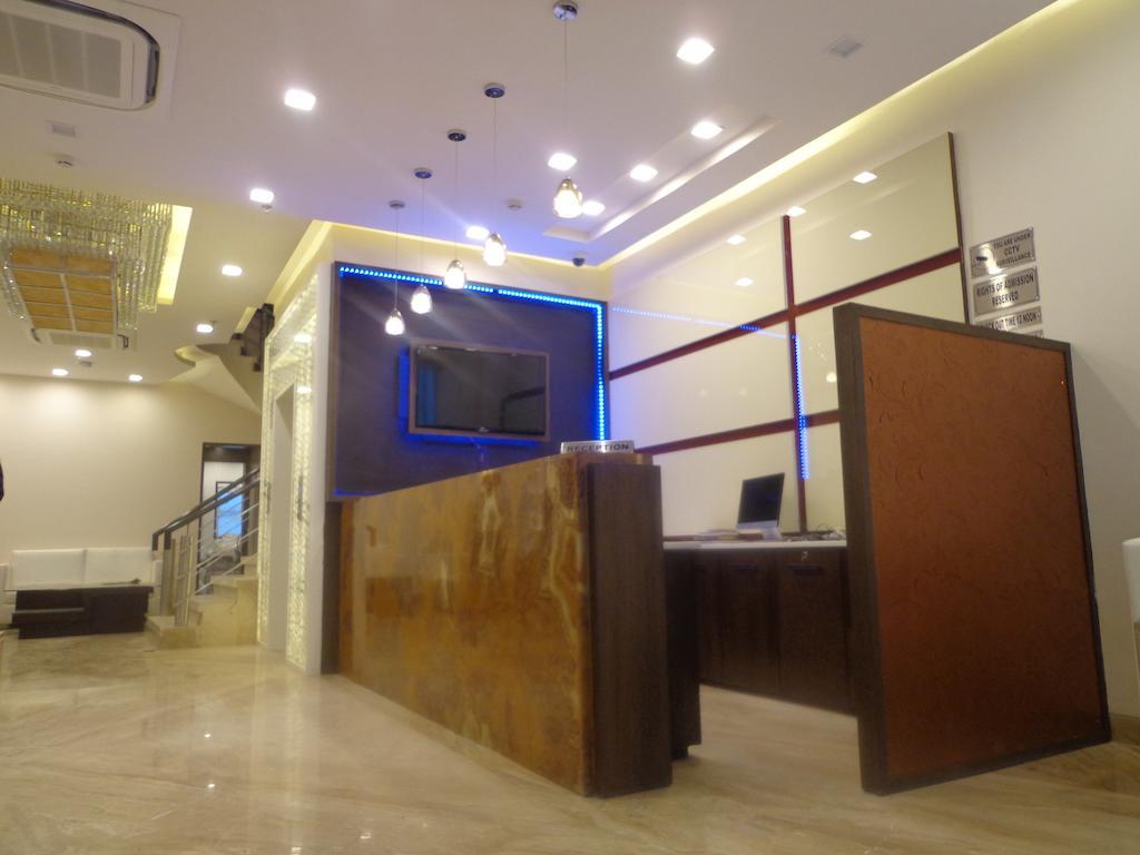 Hotel Taj Princess - Boutique Hotel Delhi Kültér fotó